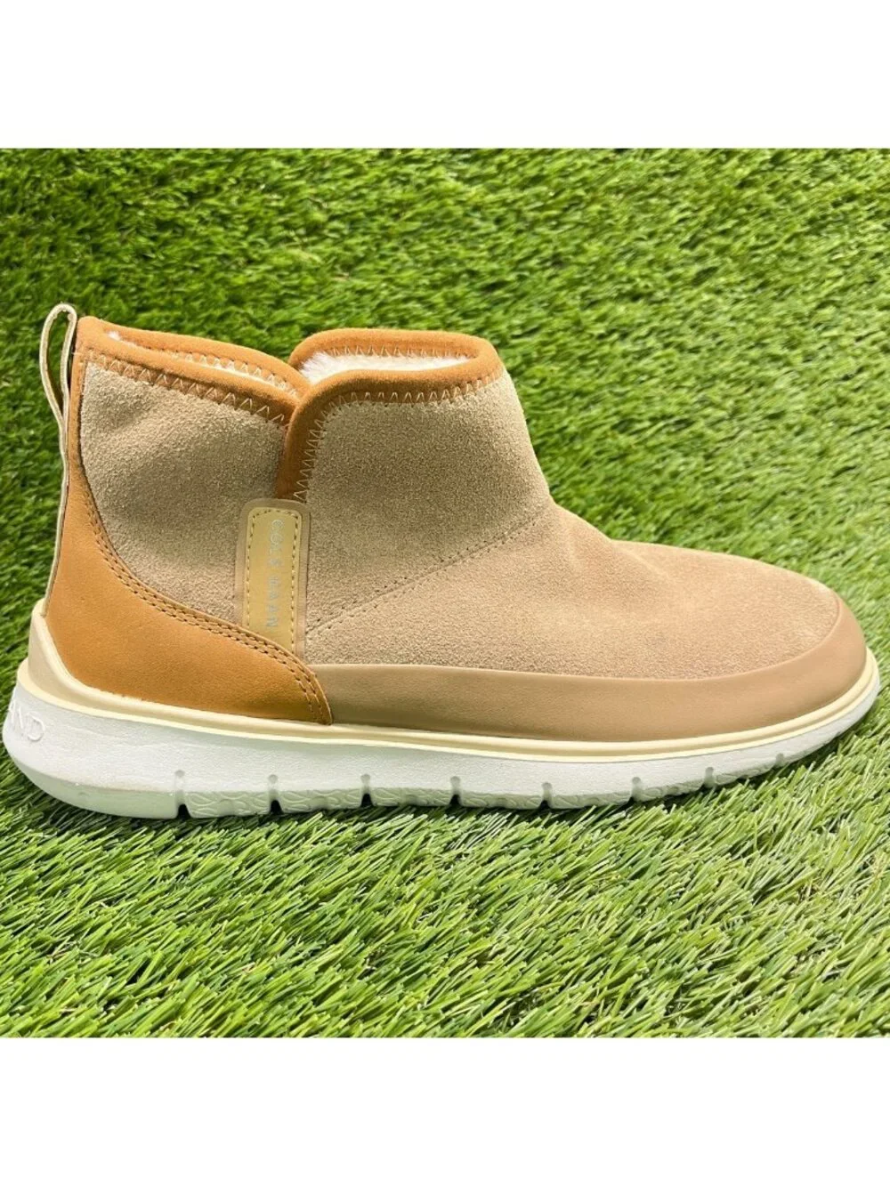 Cole Haan Generation Zerogrand Womens Size 9 Beige Outdoor Pull On Ankle Boots